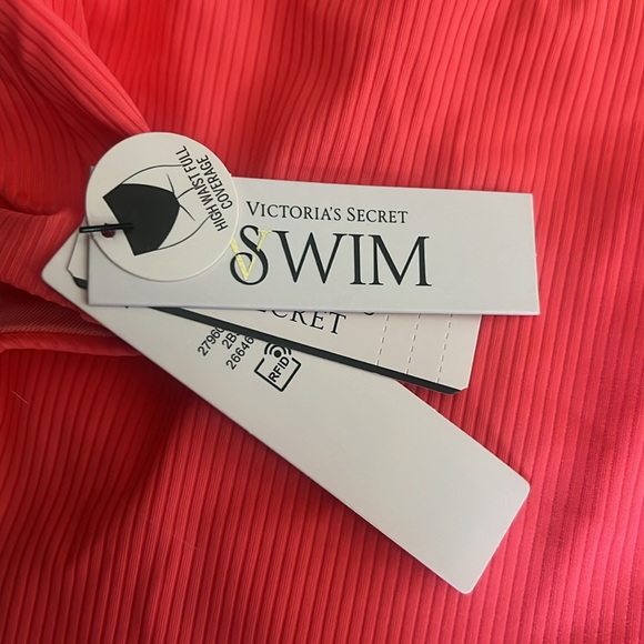 NWT Mix-and-Match Twist Bandeau Top & High-Waist Full-Coverage Bikini - Picture 5 of 6